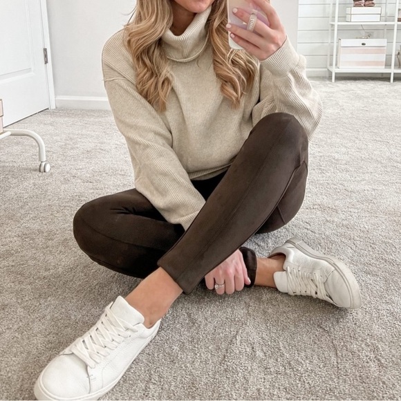 NWT Spanx Suede Leggings - Picture 3 of 7